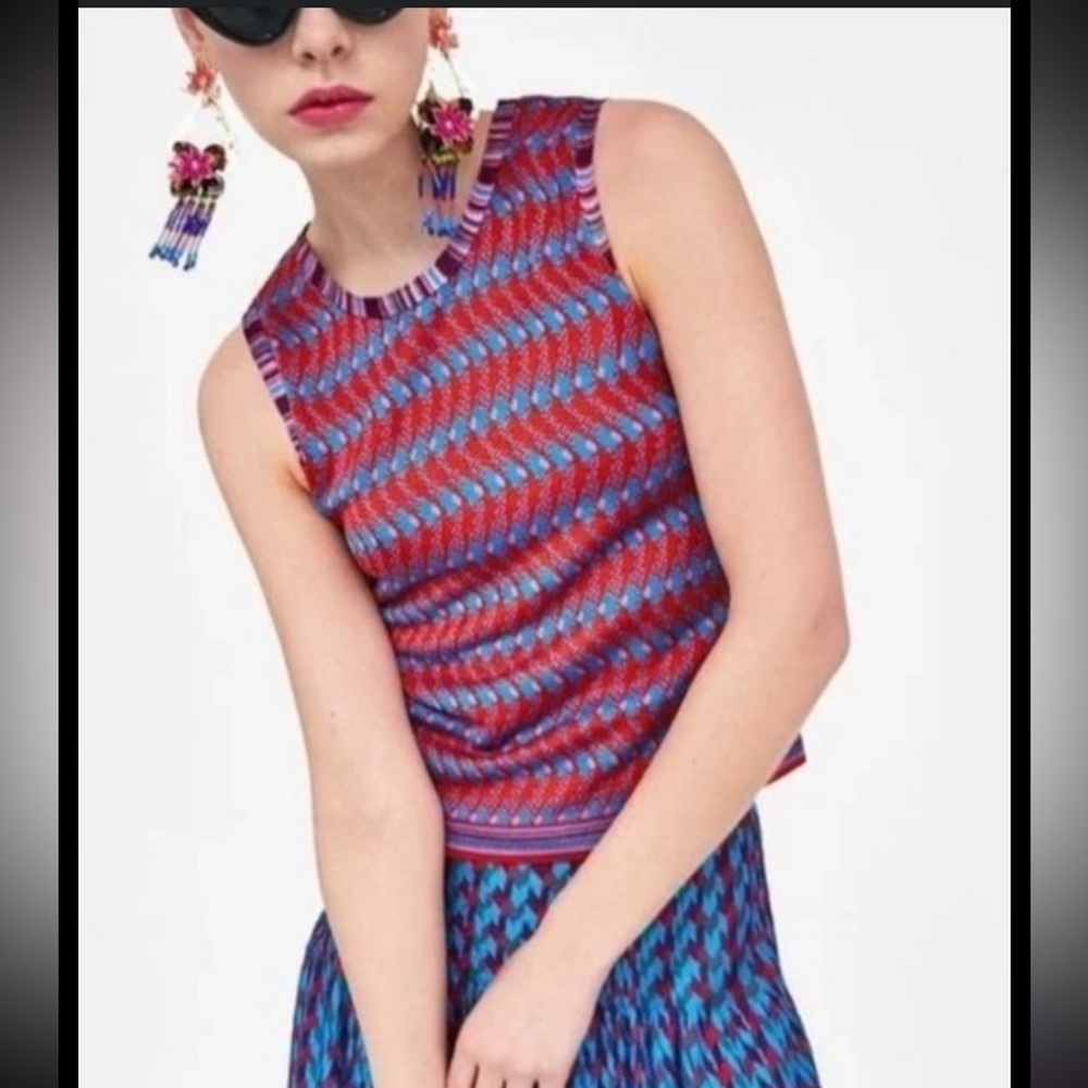 Zara Patterned Knit Tank Top – Size Medium